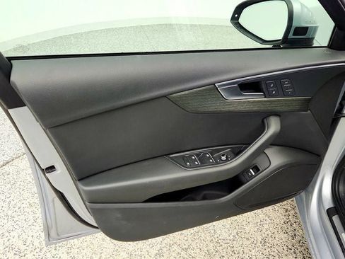 Used 2019 Audi A4 2.0T Premium image 11