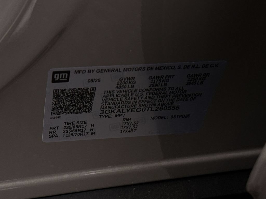 Used 2026 GMC Terrain AT4 w/ Convenience Package III AWD/4WD image 30