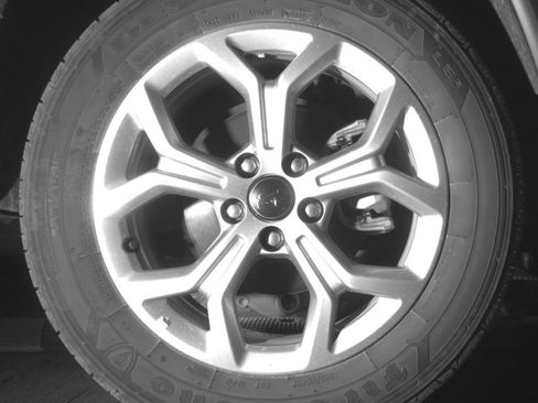 Used 2025 Jeep Compass Latitude image 15