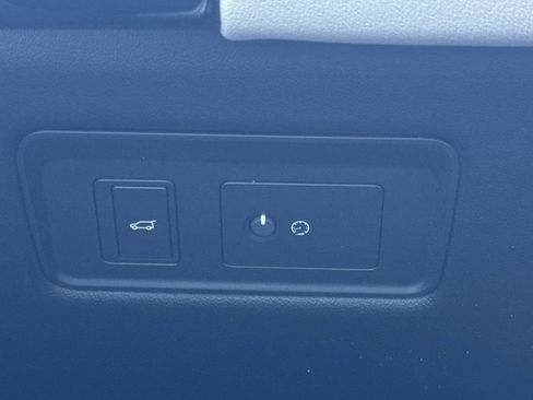 Used 2022 Land Rover Range Rover Sport HSE Silver Edition image 31