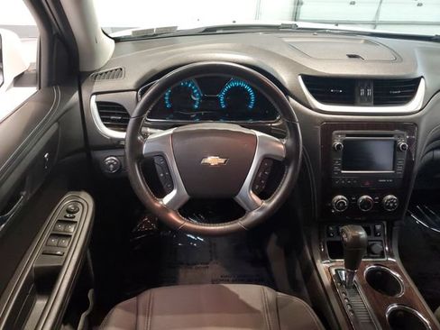 Used 2017 Chevrolet Traverse LT AWD/4WD image 14