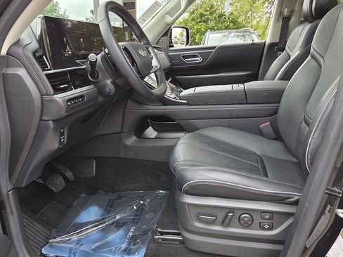 Certified 2025 INFINITI QX80 Sensory AWD/4WD image 11