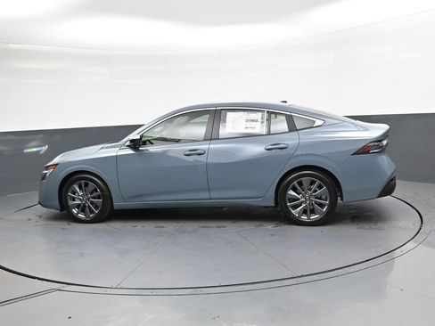 New 2026 Nissan Sentra SL FWD image 7