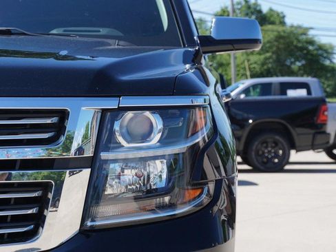 Used 2019 Chevrolet Tahoe Premier AWD/4WD image 10