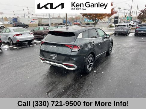 Used 2025 Kia Sportage EX image 11