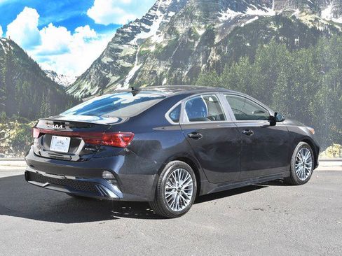 Used 2022 Kia Forte GT-Line image 3