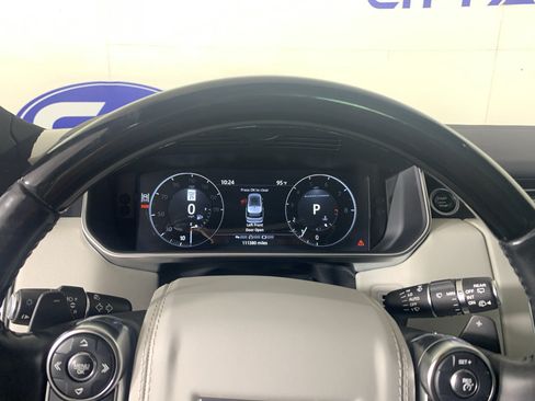 Used 2017 Land Rover Range Rover Supercharged AWD/4WD image 21