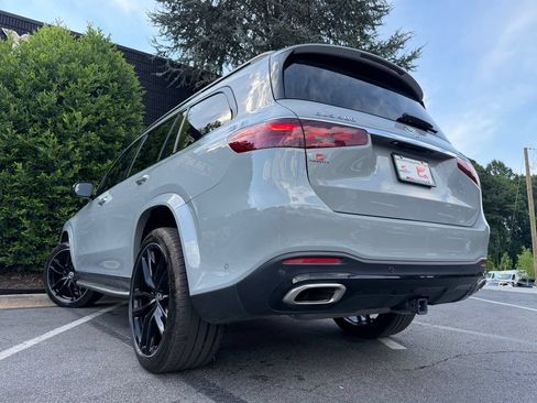 Used 2024 Mercedes-Benz GLS 580 4MATIC image 20