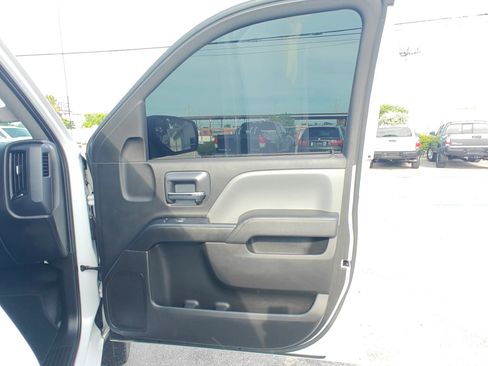 Used 2018 Chevrolet Silverado 1500 Custom w/ Rally 1 Edition RWD image 17