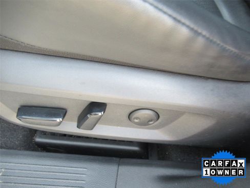 Used 2022 Nissan Rogue SV w/ SV Premium Package image 13