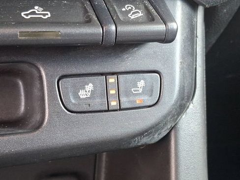 Used 2017 Chevrolet Colorado Z71 AWD/4WD image 22