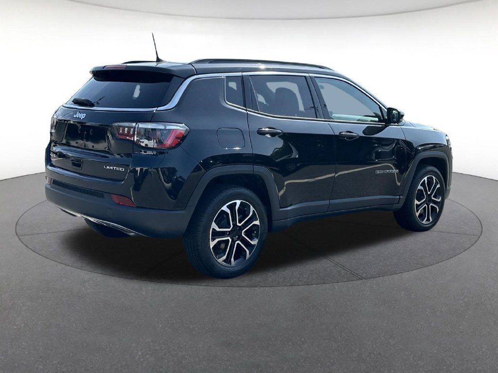 Certified 2023 Jeep Compass Limited AWD/4WD image 6