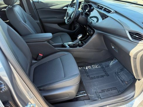 Used 2021 Buick Encore GX Select w/ Experience Buick Package image 9