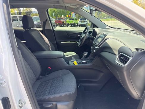 Used 2022 Chevrolet Equinox LT AWD/4WD image 15