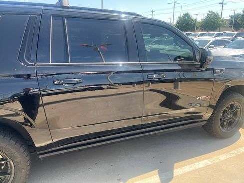 Certified 2024 GMC Yukon XL AT4 w/ AT4 Premium Plus Package AWD/4WD image 4
