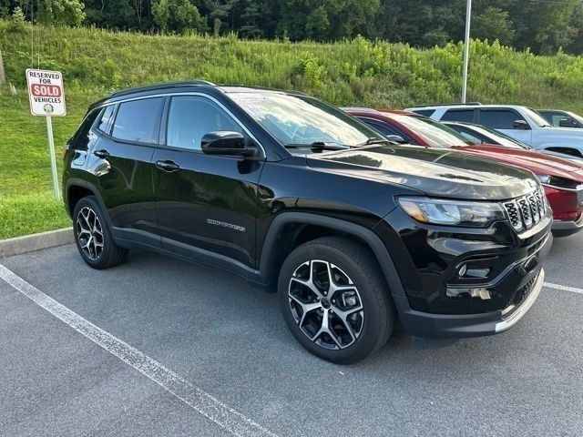 Used 2025 Jeep Compass Limited AWD/4WD image 33