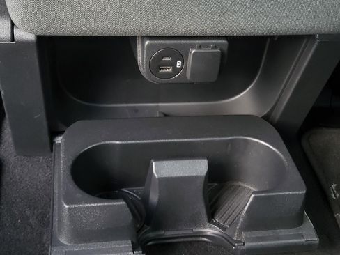 Used 2023 Ford F150 XLT AWD/4WD image 14