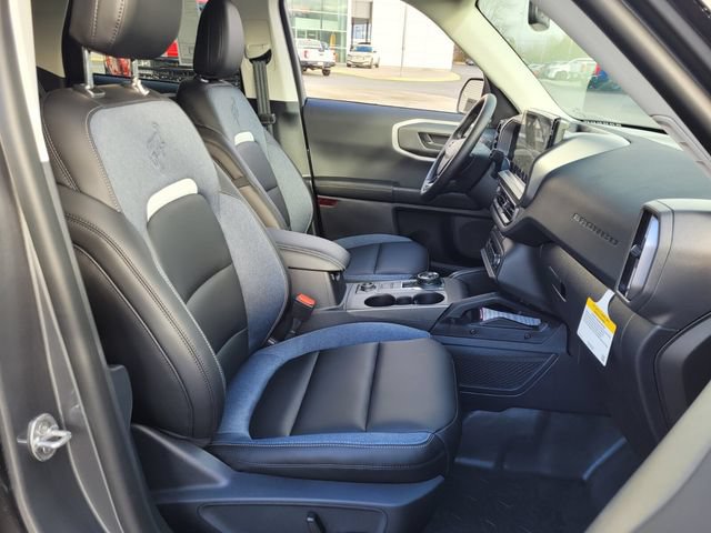 New 2025 Ford Bronco Sport Outer Banks w/ Sasquatch Outer Banks Package AWD/4WD image 39