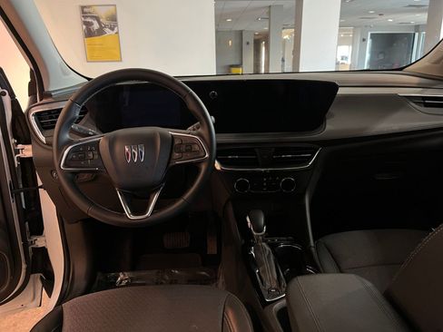 Used 2025 Buick Encore GX Preferred FWD image 33