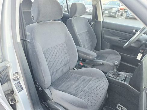 Used 2000 Volkswagen Golf GLS FWD image 12
