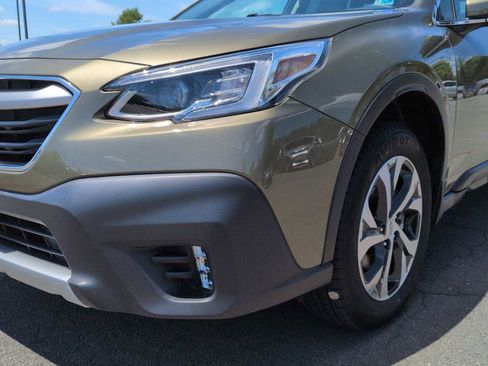 Used 2020 Subaru Outback Limited w/ Popular Package #2 AWD/4WD image 11