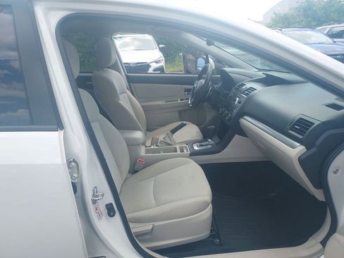 Used 2014 Subaru Crosstrek 2.0i Premium w/ Moonroof Package AWD/4WD image 5