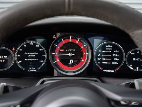 Used 2022 Porsche 911 Carrera GTS image 17