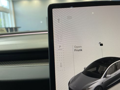 Used 2024 Tesla Model 3 Long Range RWD image 30