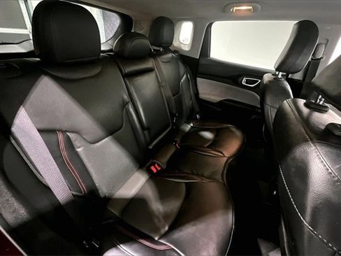 Used 2022 Jeep Compass Latitude image 26