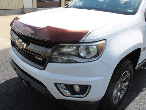 Used 2016 Chevrolet Colorado Z71 AWD/4WD image 3