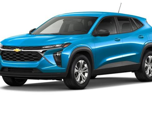 New 2026 Chevrolet Trax LS image 2