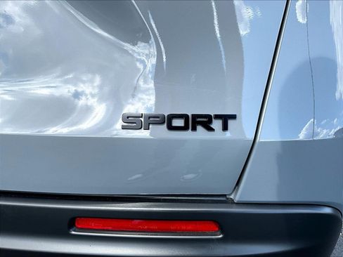 Used 2025 Honda HR-V Sport image 23