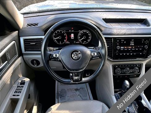 Used 2019 Volkswagen Atlas SEL R-Line AWD/4WD image 5