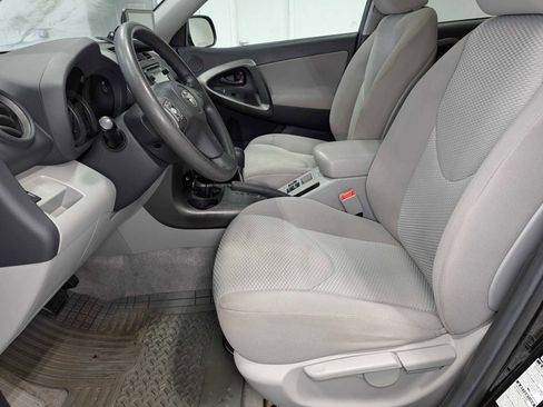Used 2012 Toyota RAV4 4WD w/ Upgrade Value Pkg image 4