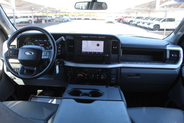 Used 2024 Ford F350 XL w/ FX4 Off-Road Package AWD/4WD image 17