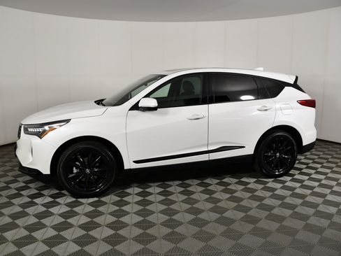 Certified 2025 Acura RDX SH-AWD image 9