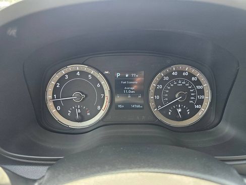 Used 2021 Hyundai Venue SE FWD image 14