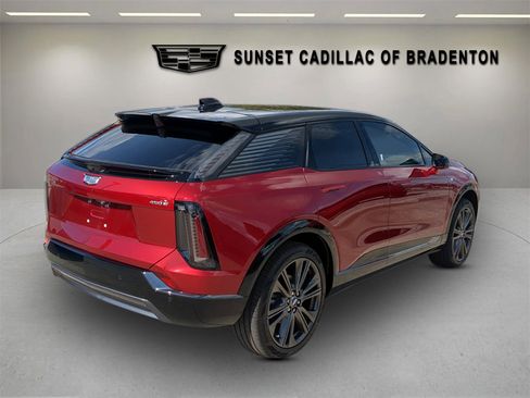 New 2026 Cadillac Optiq Sport 2 w/ LPO, Floor Liner Package RWD image 4