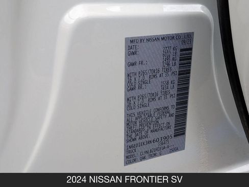 Used 2024 Nissan Frontier SV w/ Technology Package AWD/4WD image 22
