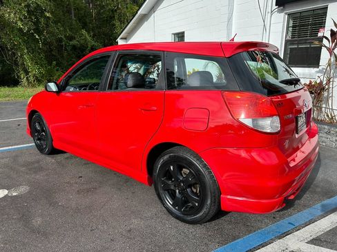 Used 2004 Toyota Matrix image 12