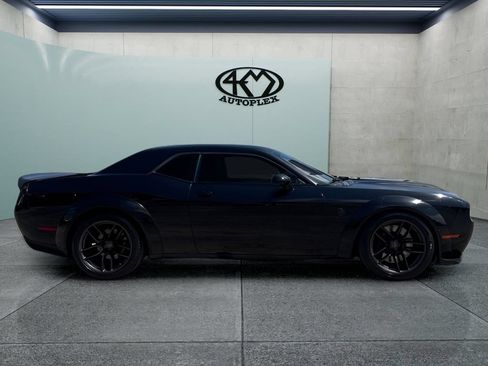 Used 2019 Dodge Challenger SRT Hellcat Redeye RWD image 2