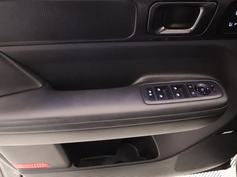 Used 2024 Hyundai Santa Fe Calligraphy image 17