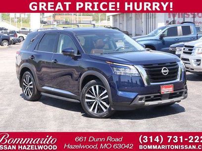 Used 2024 Nissan Pathfinder Platinum w/ Lighting Package (N93)