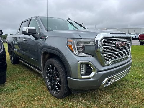 Used 2020 GMC Sierra 1500 Denali w/ Denali Ultimate Package AWD/4WD image 3