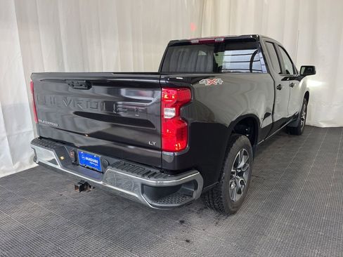 Used 2022 Chevrolet Silverado 1500 LT AWD/4WD image 21