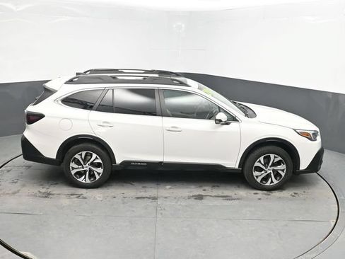 Used 2020 Subaru Outback Limited AWD/4WD image 23