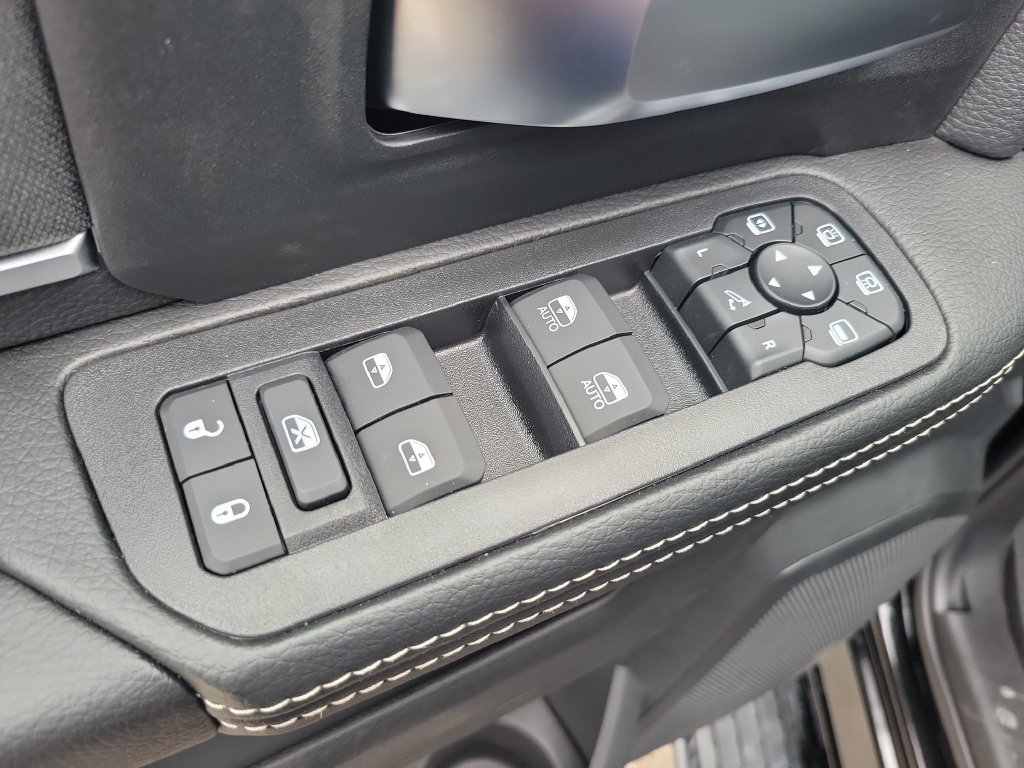 New 2027 RAM 3500 Big Horn AWD/4WD image 14