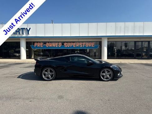 Used 2026 Chevrolet Corvette Stingray Coupe w/ Z51 Performance Package RWD image 2