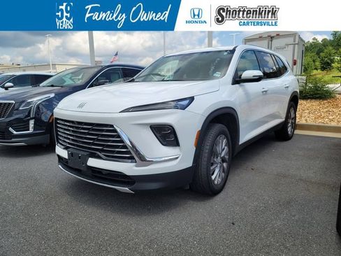 Used 2026 Buick Enclave Preferred FWD image 1