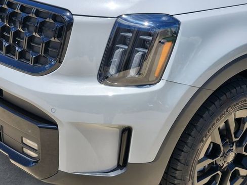 Certified 2025 Kia Telluride SX Prestige X-Pro AWD/4WD image 9